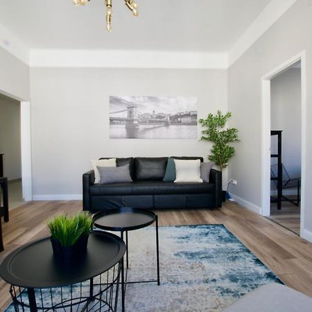 Standard Apartment By Hi5 - Tatra Street ブダペスト エクステリア 写真