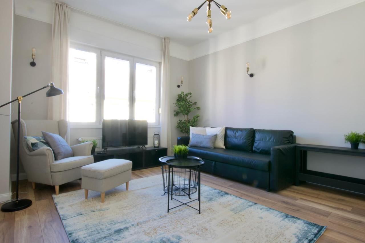 Standard Apartment By Hi5 - Tatra Street ブダペスト エクステリア 写真