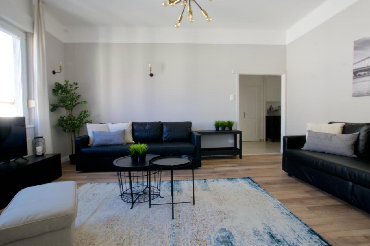 Standard Apartment By Hi5 - Tatra Street ブダペスト エクステリア 写真