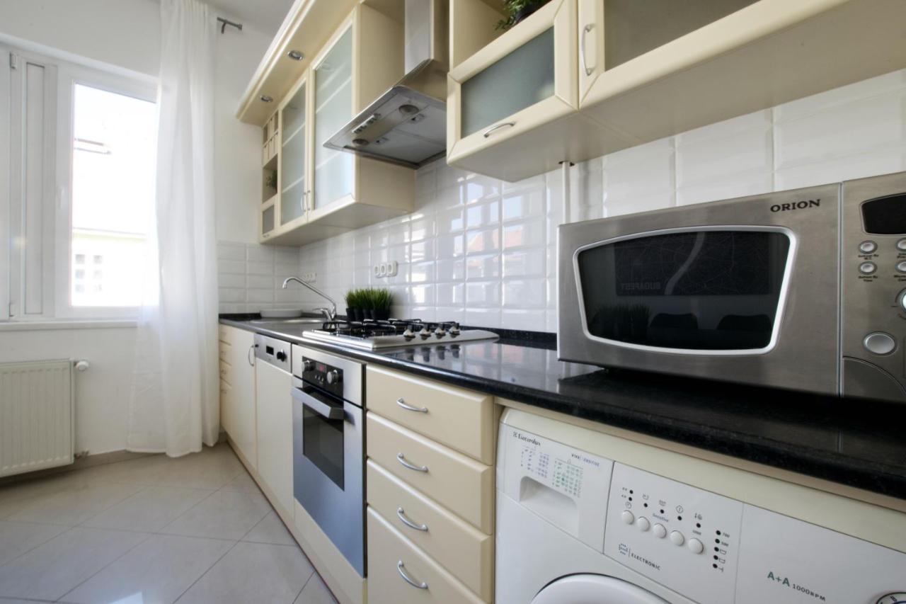 Standard Apartment By Hi5 - Tatra Street ブダペスト エクステリア 写真
