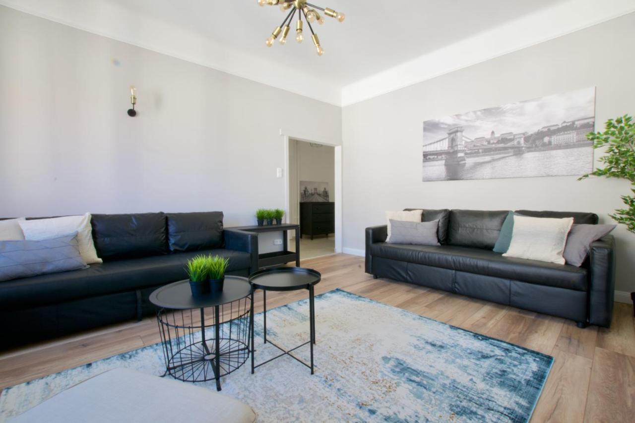 Standard Apartment By Hi5 - Tatra Street ブダペスト エクステリア 写真